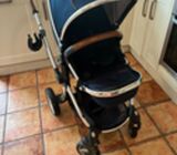 Navy egg pram